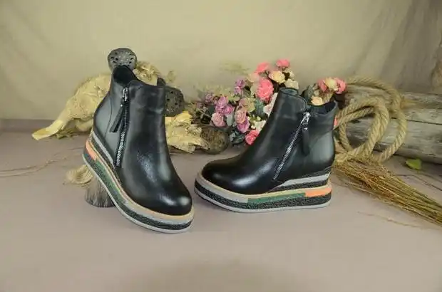 包邮正品景本色8867舒适坡跟个性橡胶彩底双拉鍊真皮女鞋休闲短靴