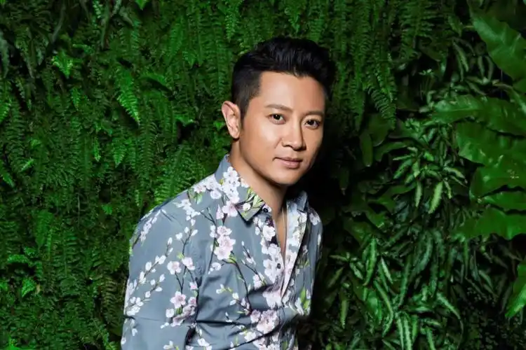 8月4日晚,台湾著名歌手熊天平《火柴天堂》献唱武隆仙女山!