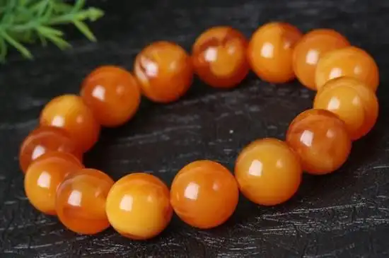 蜜蜡如何盘玩包浆