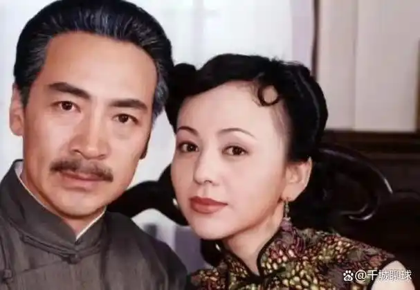 戚薇想把单身的方文山介绍给王琳,因为只是语音通话,王琳生气了