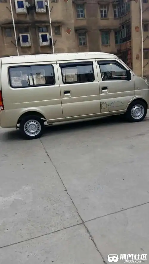 出售2014年东风小康新k07面包车