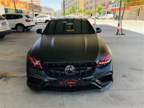 新款奔驰e改装气动避震悬挂低姿态效果分享