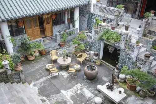 在广德找了一家春意盎然的徽派农家小院享受周末的山水田园时光