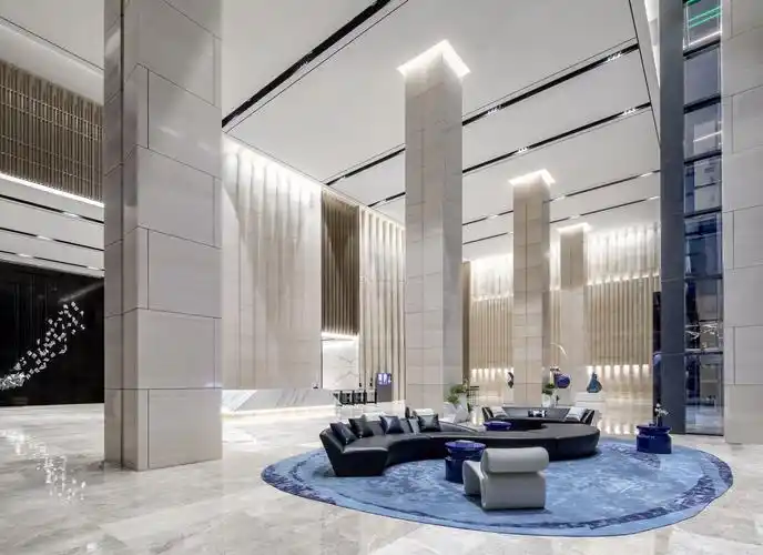 上海甲级写字楼大厅沙发装修布置图片_装信通网效果图