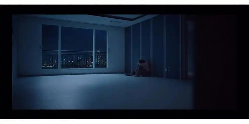 感觉这剧里就大姐傻楞楞的,她是怎么想通馆长杀人