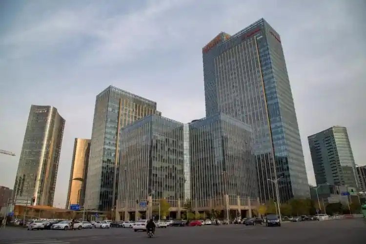 保利国际广场,利星行中心二期a座,利星行中心二期b座,金辉大厦也都