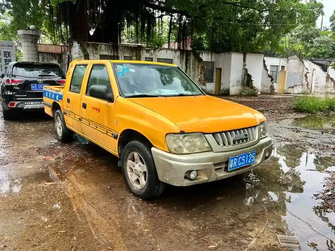 双排货车,的士头,皮卡.2015年江铃五十铃发动机柴油,双排 - 抖音