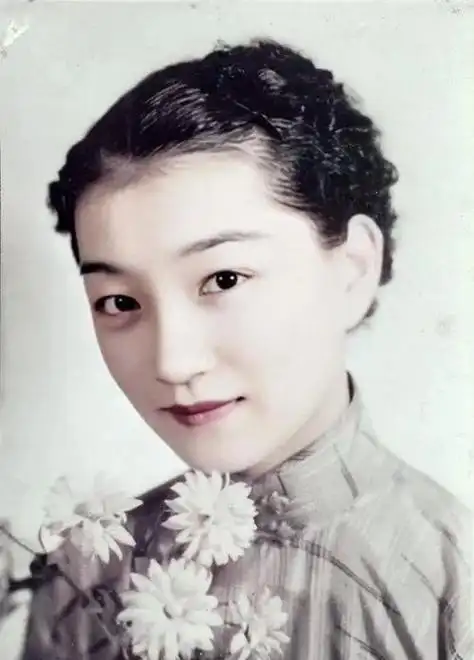 陆小曼:繁华与落寞的人生之旅!