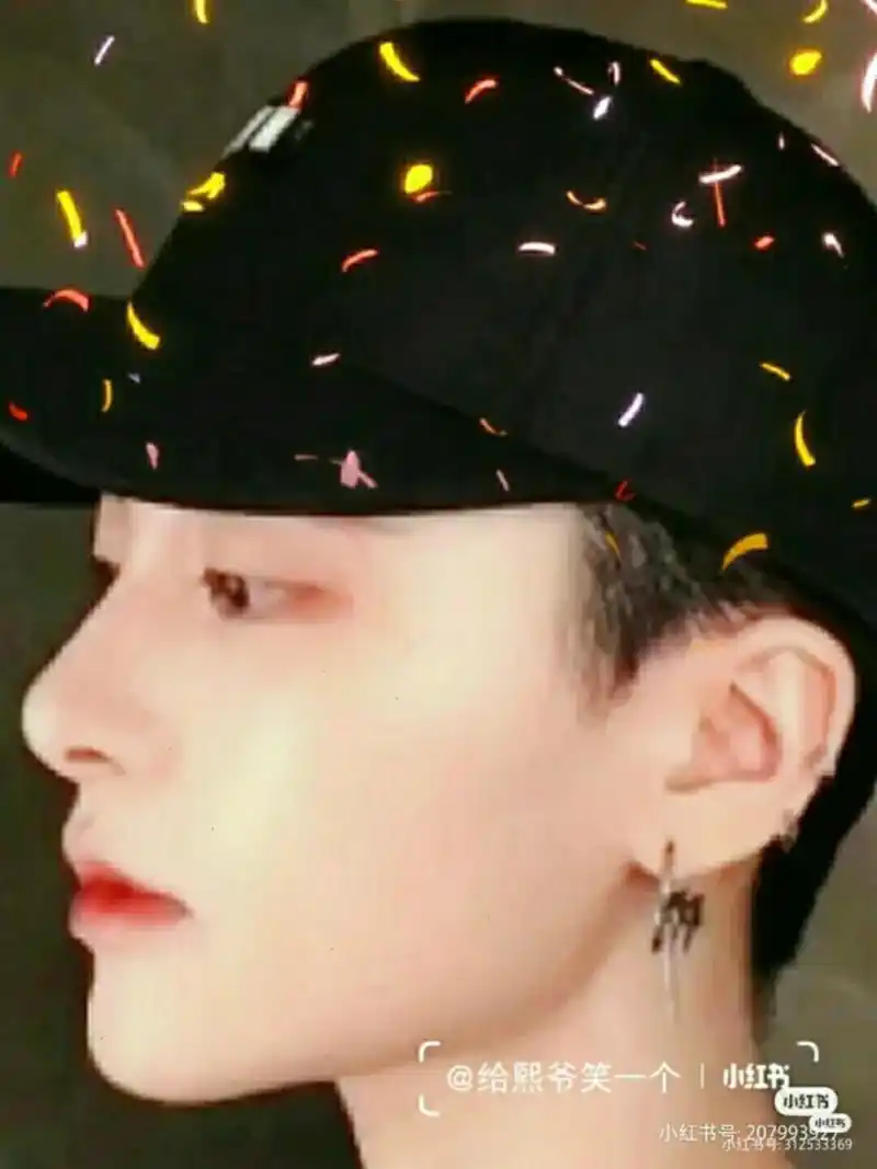 none 林锡露脸照片来了( ﹡03o03﹡ )