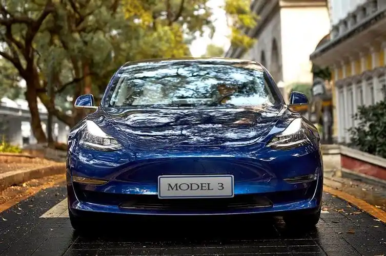 连续3个月销量超5万特斯拉2021年销量已突破40万辆