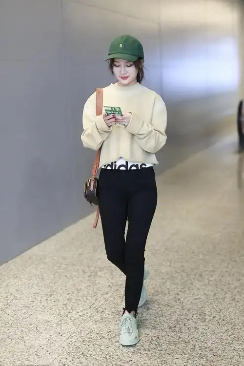 李沁一次穿出8种风格,每一套我都想照着穿!