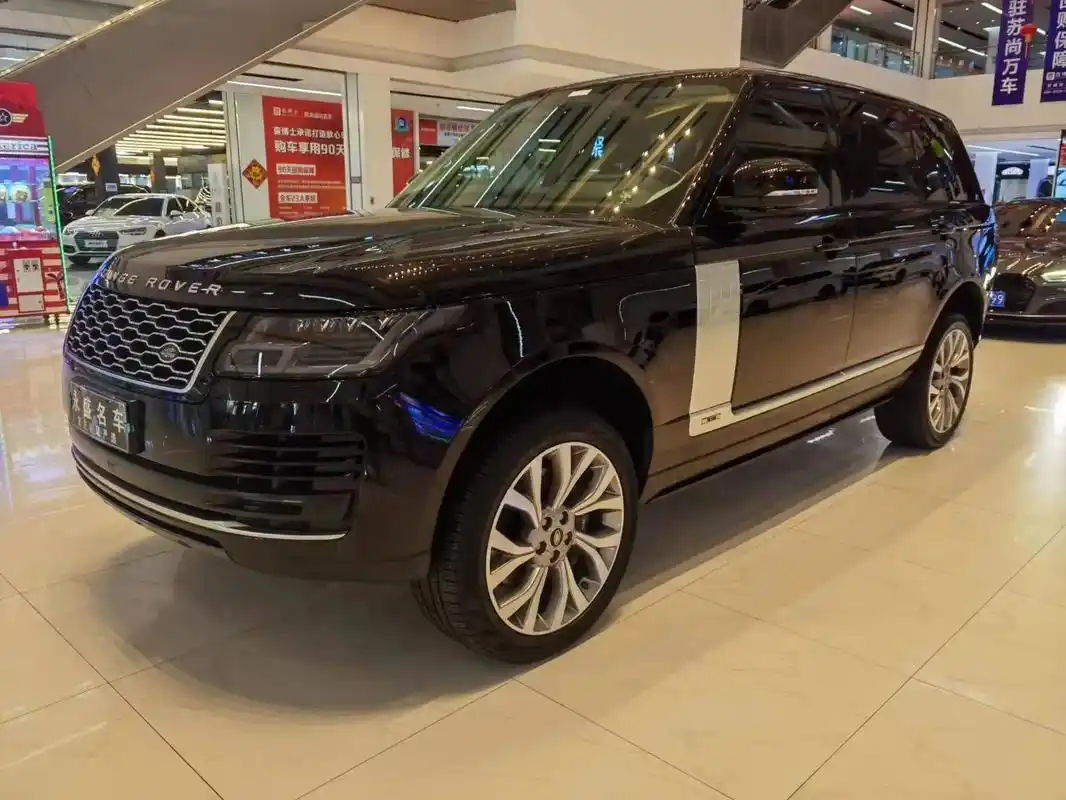 2021年路虎揽胜行政加长版.【新到车源】准新路虎揽胜行政加 - 抖音
