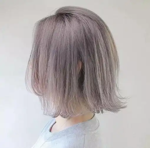 中短发烫发尾造型图片发尾外翘十足减龄