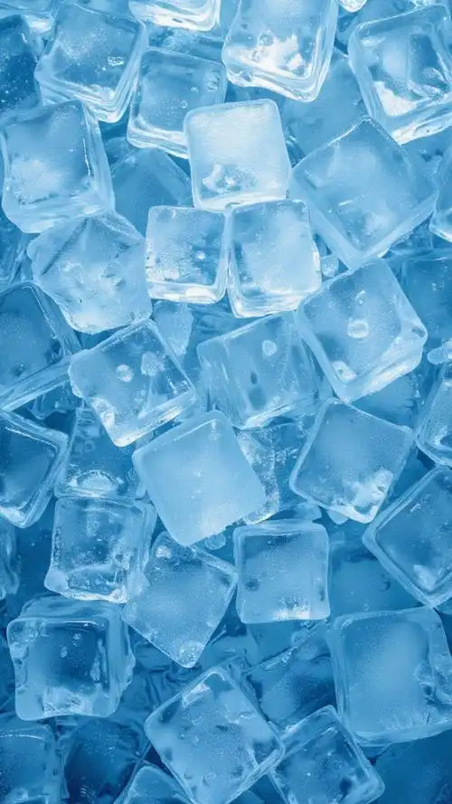 清凉夏日里的冰块