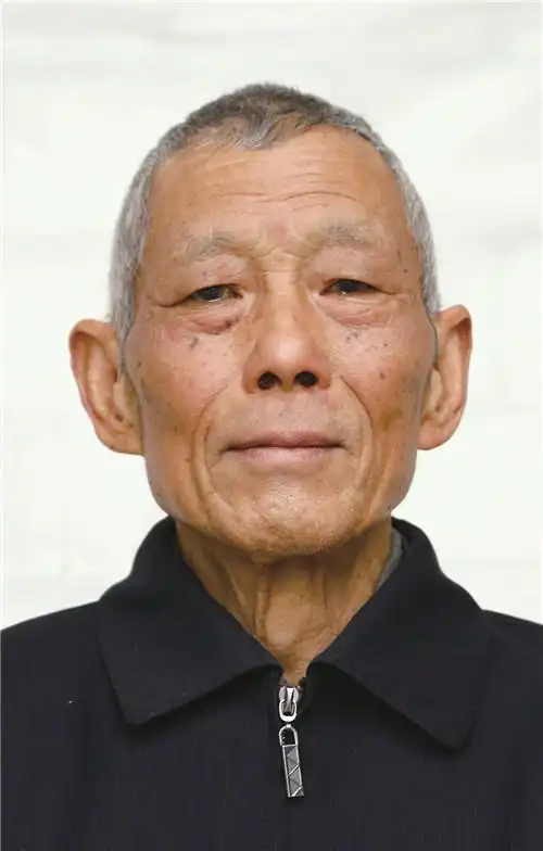 第七届"四川关爱明天十佳五老"林树清