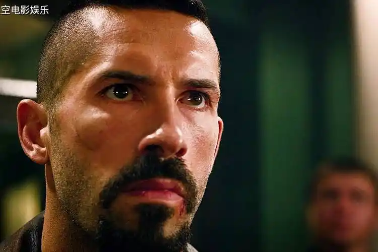 博伊卡为了赎罪,替黑老大打三场比赛,换取女人的自由_博伊卡_比赛