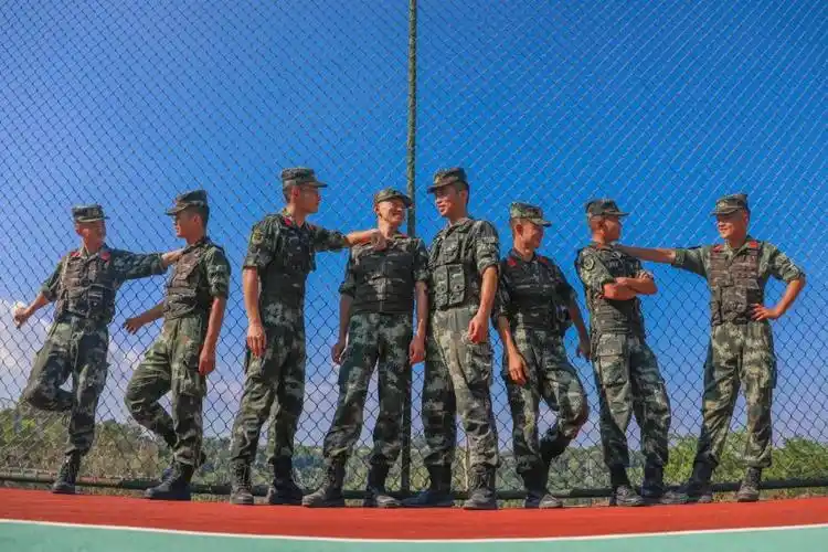 万州老兵"军旅毕业照"曝光,帅到爆表!