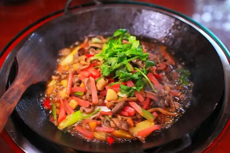 打造"黔江鸡杂"美食ip 赋能黔江文旅发展|文旅_新浪新闻