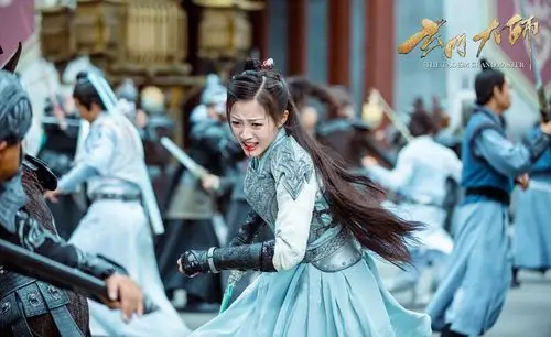 玄门大师热播曝女主王秀竹热血打怪剧照