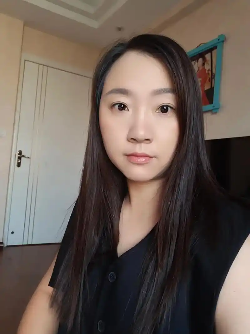 和老公分居两地,我在外打工,他在家带娃,我的婚姻,人管不了, - 抖音