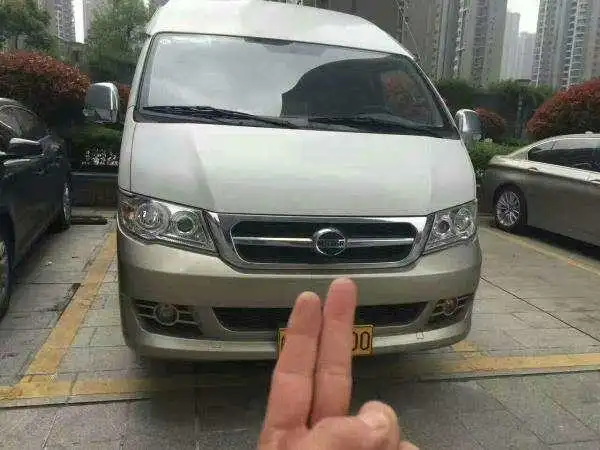 【合肥二手车】2016年7月_二手苏州金龙,2.4汽油版 手动挡_价格1x.