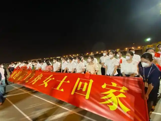 孟晚舟乘坐的中国政府包机