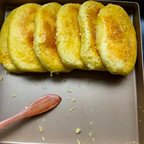 阿拉蕾的春天做的东北发面烧饼