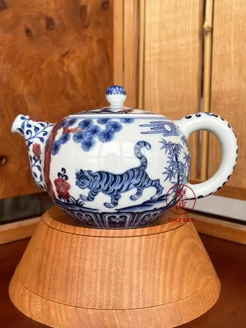 景德镇春风祥玉邹俊窑青花釉里红松竹梅虎壶