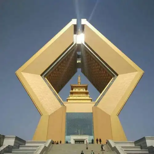 壮观的合十舍利塔!里面供奉着释迦牟尼指骨舍利!