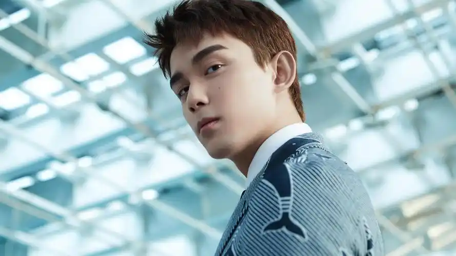 阳光帅气大男孩吴磊时尚写真