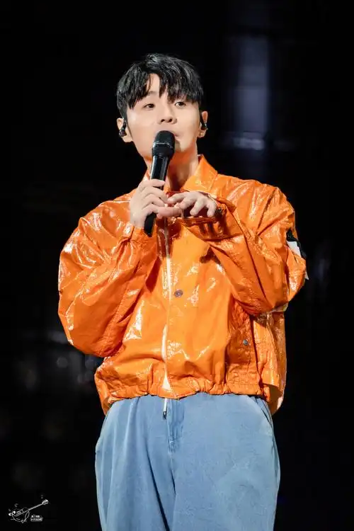 李荣浩纵横四海世界巡回演唱会