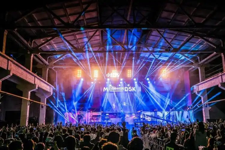 杭州摩登天空音乐节|哈啤_t-car杭州汽车文化主题公园演出现场攻略