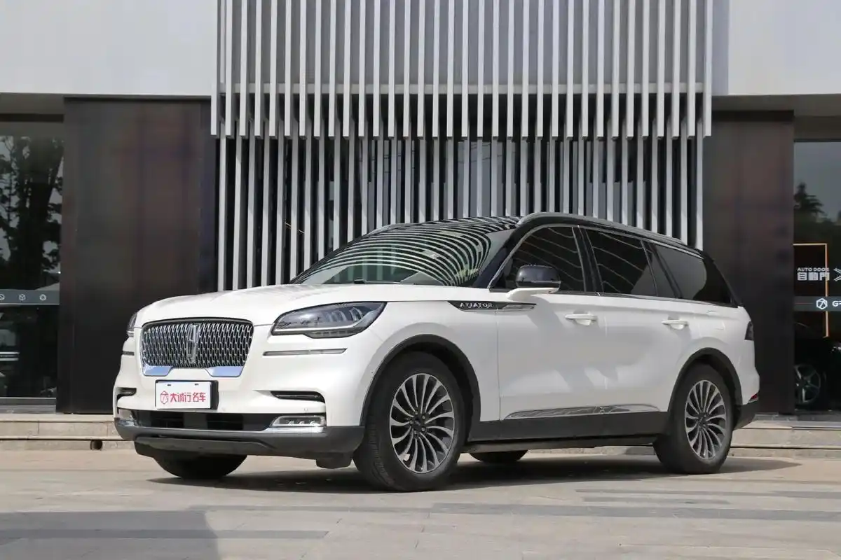 豪华,自有其道中,自己所坚持的那条道路吧.林肯飞行家 202 - 抖音