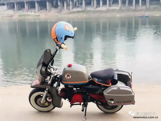 骚操作金城猴子爆改哈雷小肥仔改装投稿