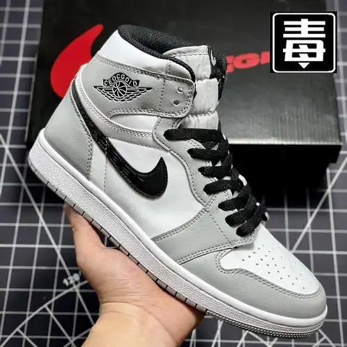 耐尅官aj男鞋高帮空军一号纯白倒勾aj1中帮烟灰迪澳夏季女情侣鞋