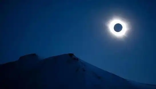 进入倒计时清明之后将出现日全食上一次在汶川地震第二年