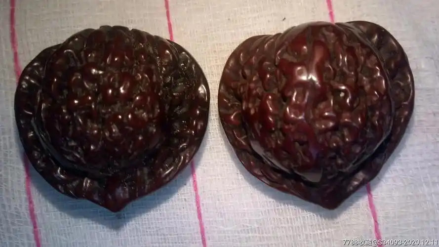 公子帽老核桃.高4.6厘米.宽4.7厘米.重57克.-文玩核桃-7788烟酒茶牌