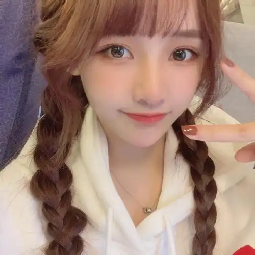 美女艺人snh48-冯思佳迷人可爱自拍美照_高清图集_新浪网