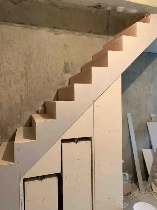 钢筋混凝土楼梯制作过程