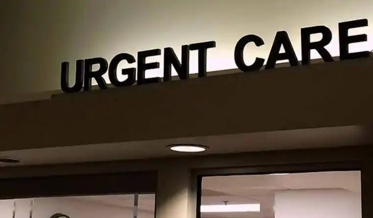 于是,她转向urgent care,然而,情况并没有得到解决,最终不得不前往大