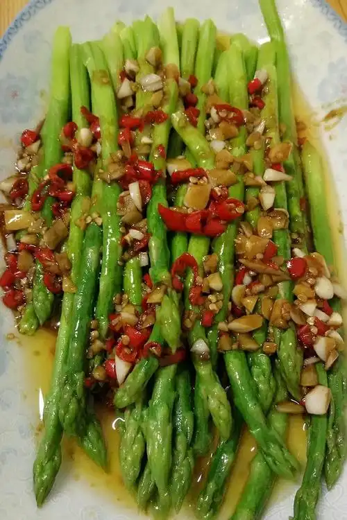 lily1023做的凉拌芦笋