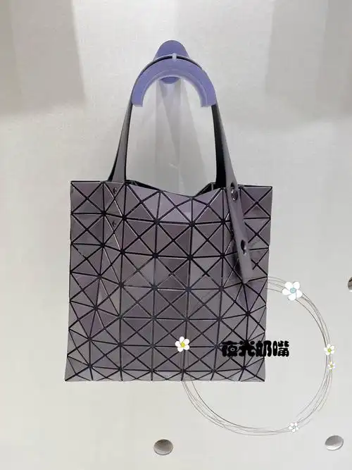 日本issey miyake 三宅一生 经典款 7格 手提包 灰色【图片 价格 品牌