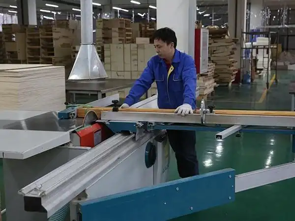 足疗沙发生产车间