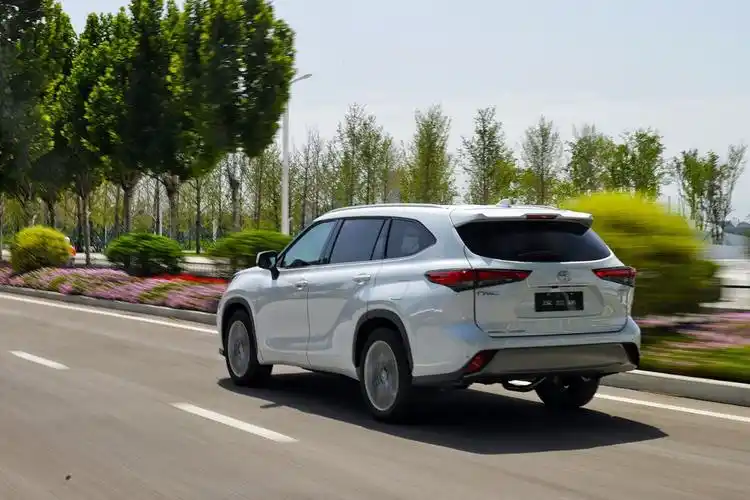 不仅是车,更是生活,试驾广汽丰田第四代汉兰达380t