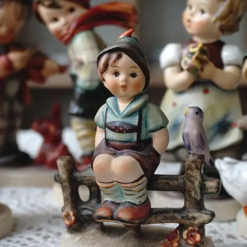 瓷娃娃喜姆陶瓷人偶客厅摆件新婚工艺品德国goebel高宝欧式家居