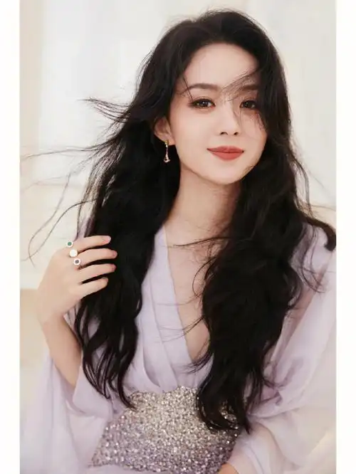 赵丽颖长发波浪造型