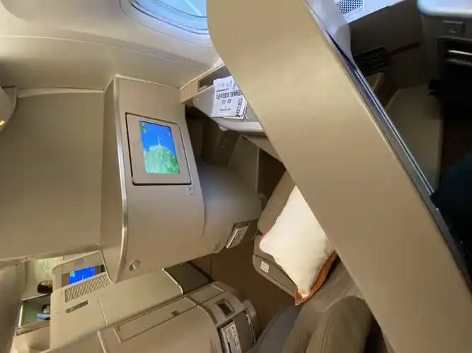 sha-pek 777-300er 商务舱体验