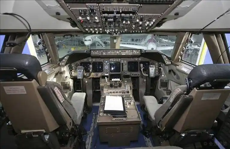 驾驶室,波音747_高清图片_全景视觉