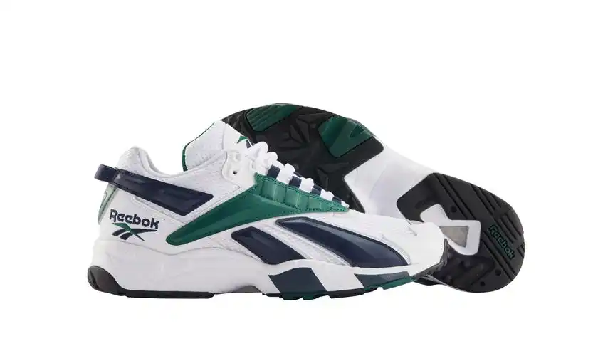 90 年代经典鞋款 reebok interval 传奇回归