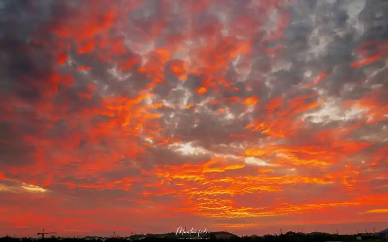 【遇见】丁达尔光与火烧云